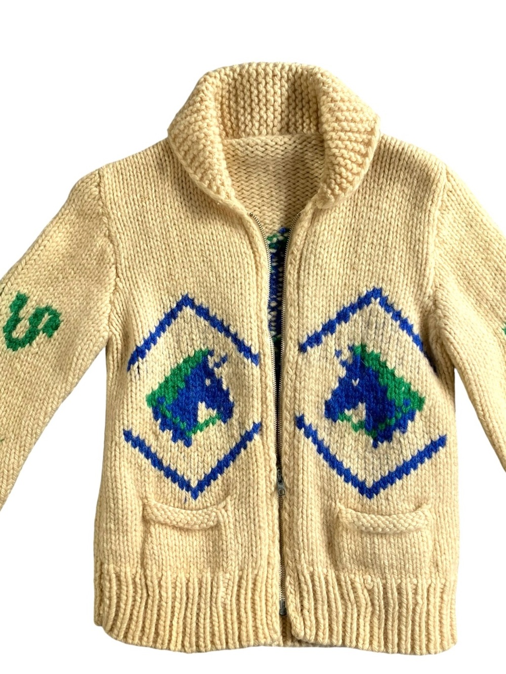Mary Maxim 1950’s Cowichan sweater in cream with blue/ green horse graphic Youth